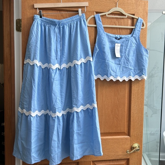 2 piece outfit, Sleeveless crop tank with high waisted maxi skirt. New with tags - Picture 6 of 8